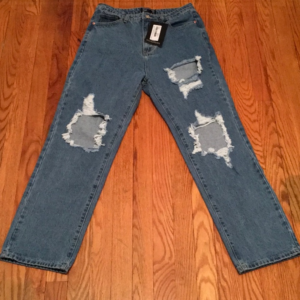 Women’s boyfriend jeans